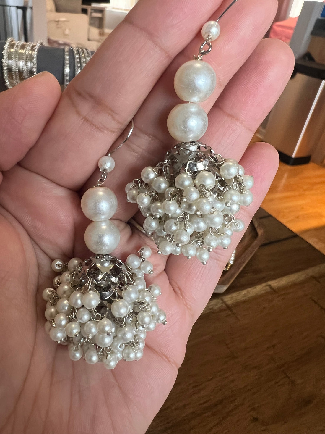 Elegant pearl Earrings
